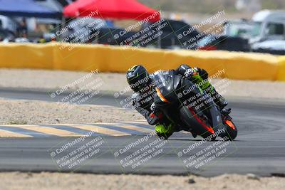 media/Apr-10-2022-SoCal Trackdays (Sun) [[f104b12566]]/Turn 2 (1135am)/